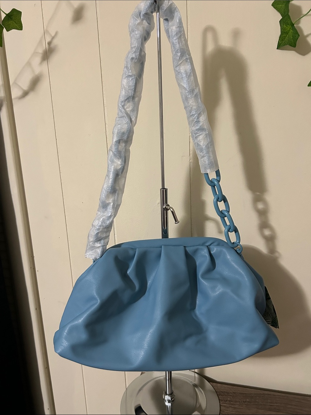 Badgley Mischka Blue Women's Shoulder Bag with Chain - Picture 3 of 5